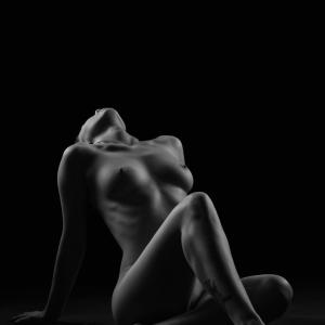 Tranquility Kelsie Oaks Xi Zeng 12 Low Key Fine Art Nude Photography