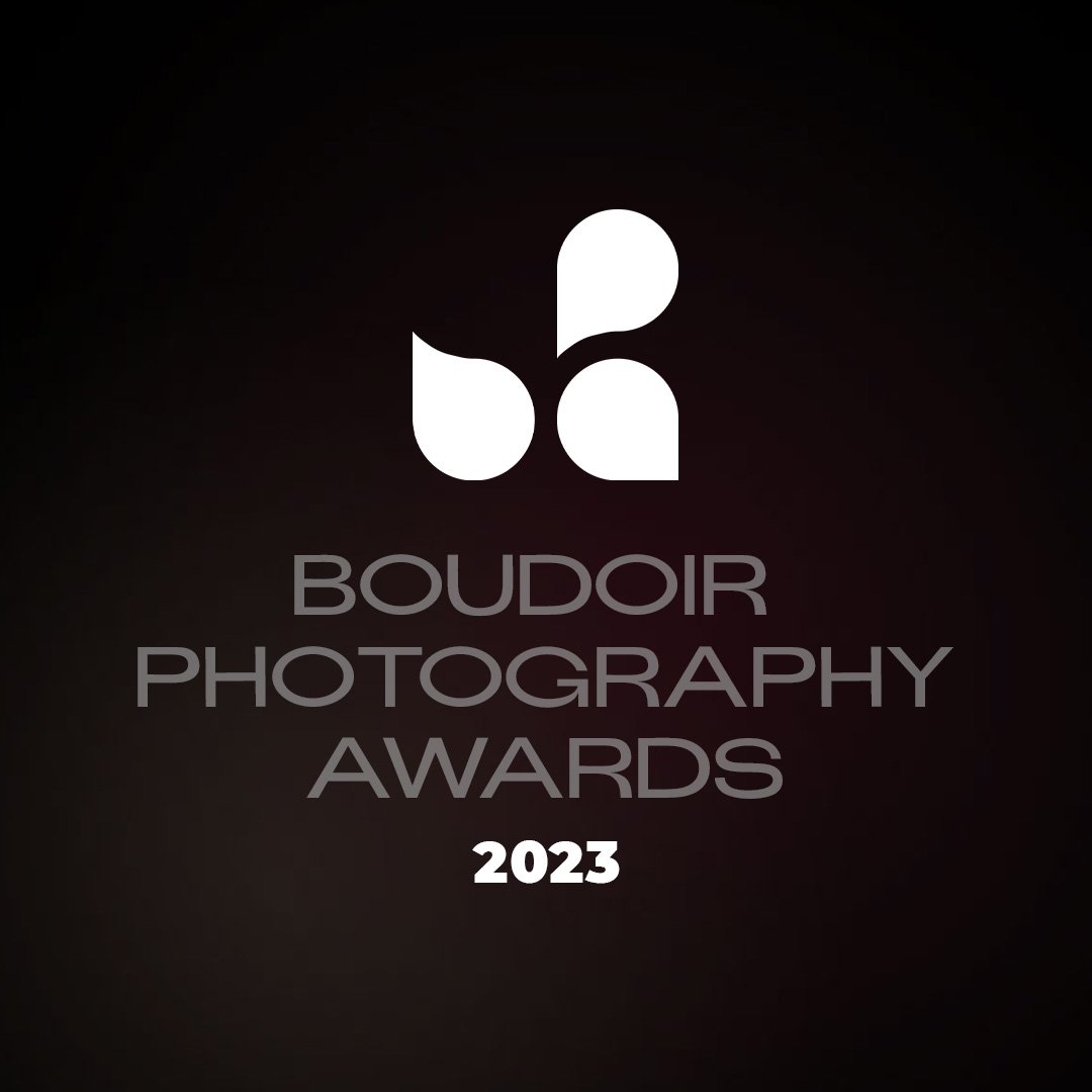 Enter the 2023 Boudoir Photography Awards!