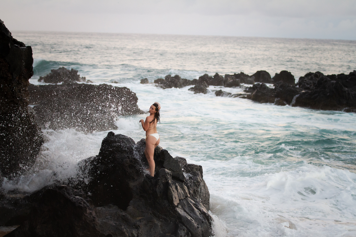 Hawaii Boudoir - Miquie Pinnell & Amber Carl Image 3