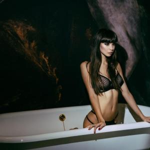 Hotel Alone Sergei Chyrkov Juli Anna Bazhanova Boudoir Photography 1 Bathtub Boudoir Poses