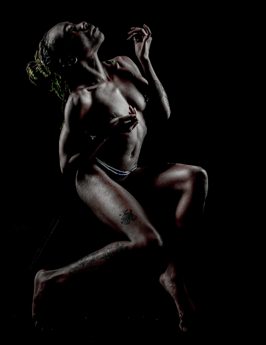 Kiira's Bodyscapes - Keira McKinney & Rodrigo Izquierdo Image 1