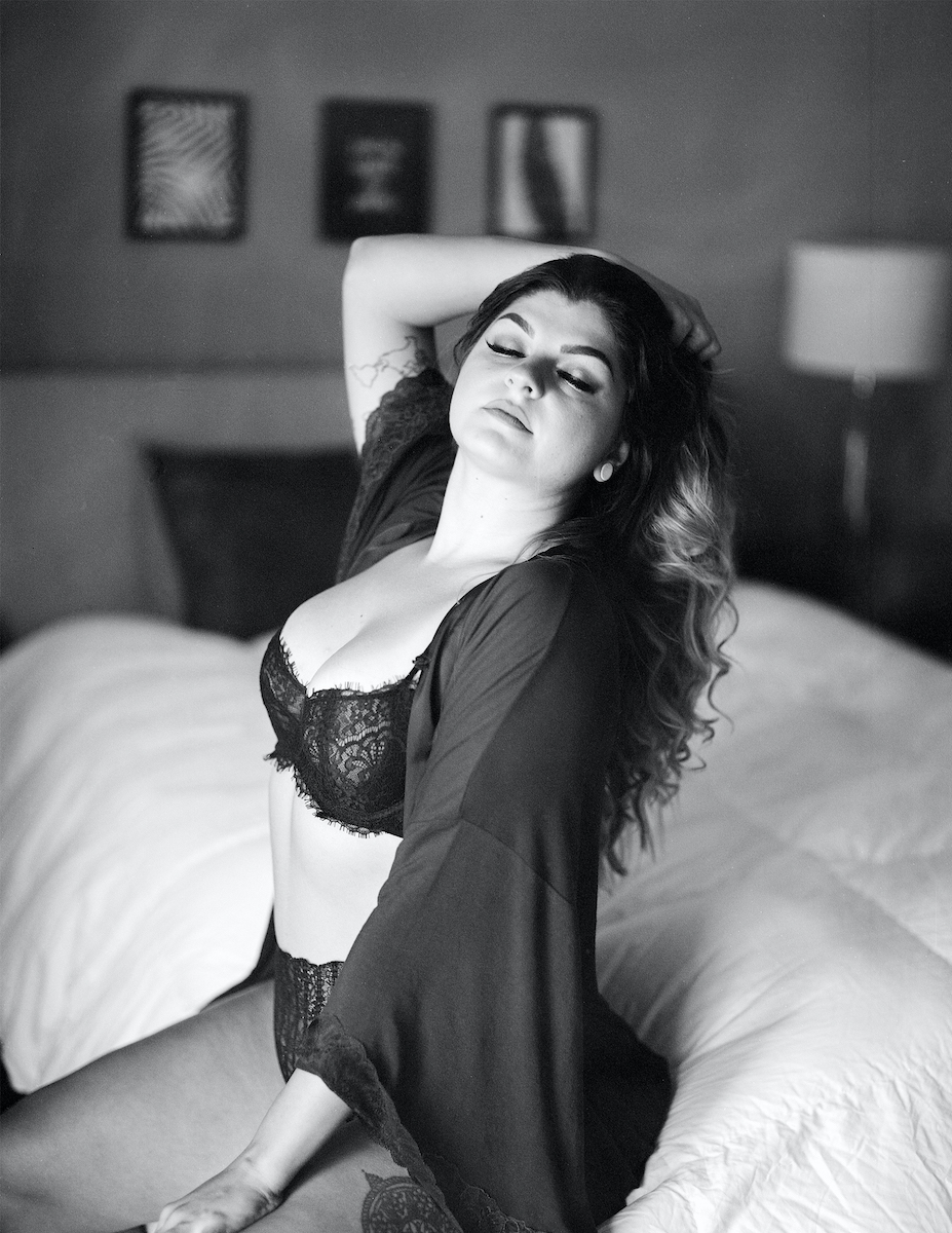 The Art of Boudoir Through a Medium Format Lens - Rachel Barber & Holly Howard Image 2