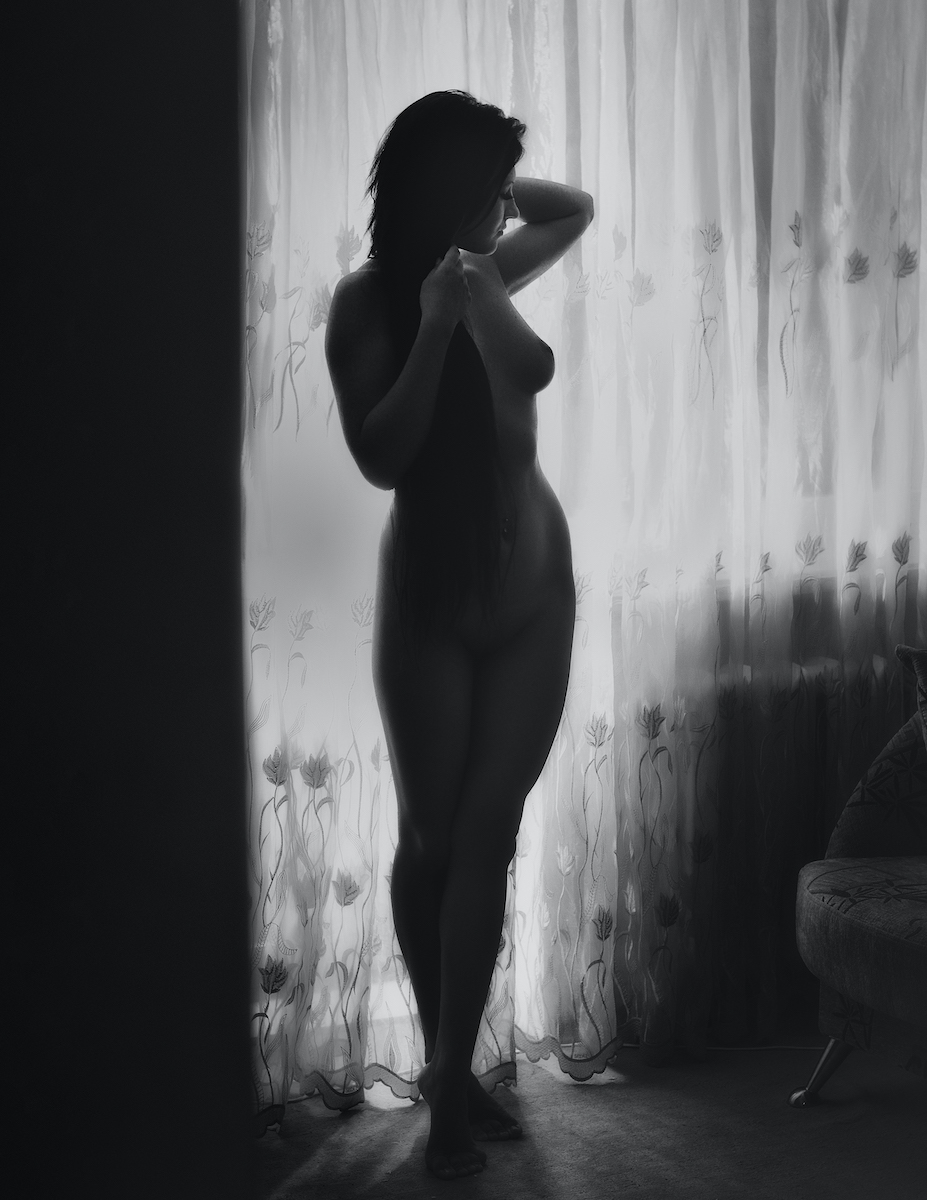 The beauty of the nude genre - Euhenio boudoir photographer Image 2
