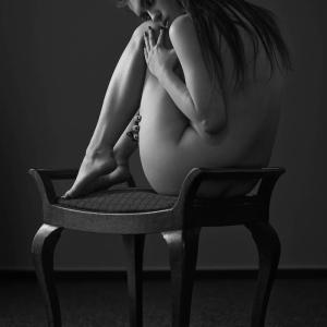 The Girl with the Snakes Tattoo - Julia Pawelczyk & Marcin Sokolowski Boudoir Photography