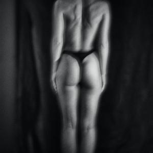 Unshattered Essence - Alla Kerimova & Ravin Goyal Boudoir Photography