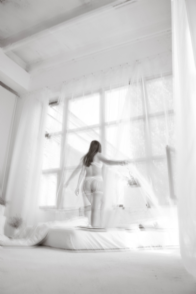 White Sunlight Room - Solomiia Sokol & Artem Tymoshenko Image 12