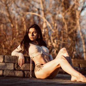 2021 Devin Theinvertedlens 4 F68xj5l Boudoir Direct Sunlight