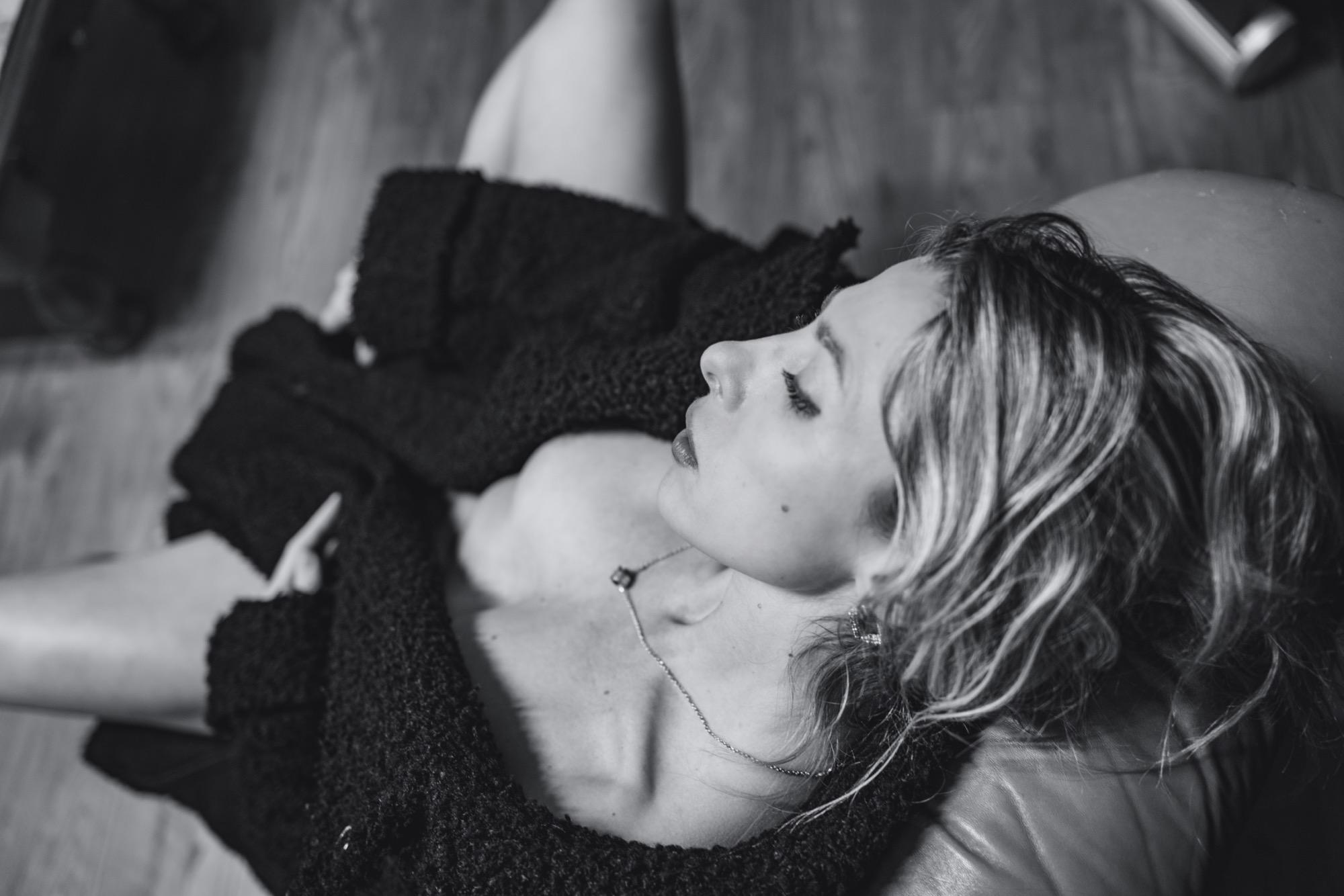 A Day Of Charme - Claudio Pari & Cristina Kiwifree Image 4