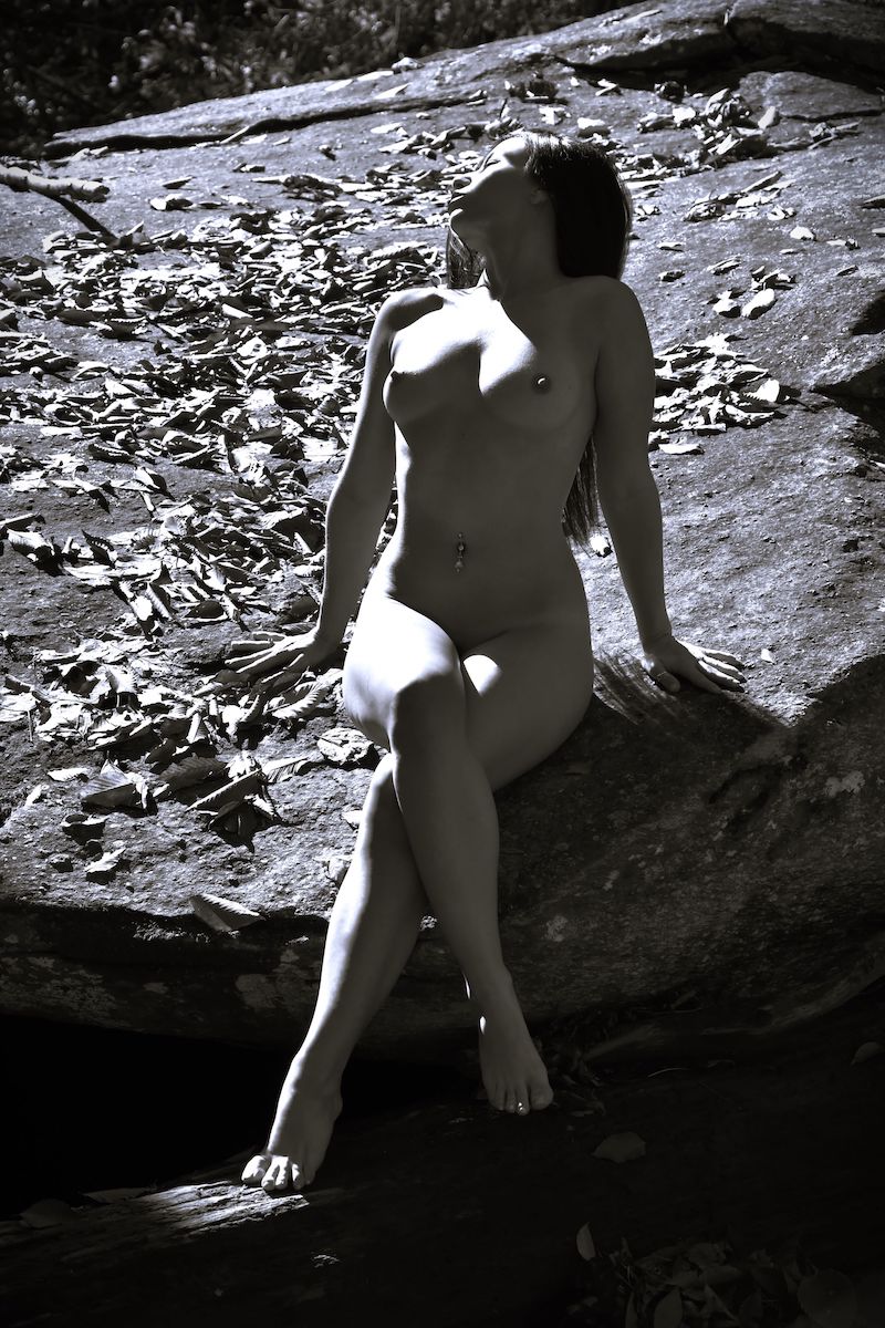 A Real Woman of the Wild - Jeffrey DeCristofaro & Tae Ashlandi Image 6