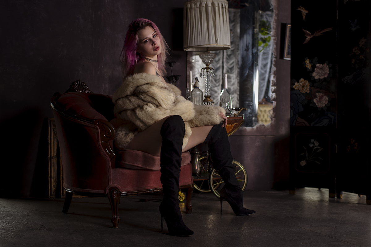 A Touch of Pink - Sam Holly & Midnight Fox Photography Image 8