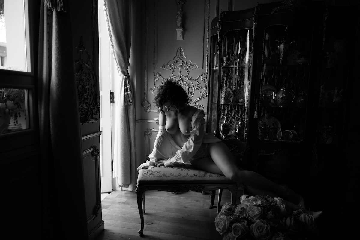 Alone in the Palace - Itamar Saida & Yaroslava Image 21