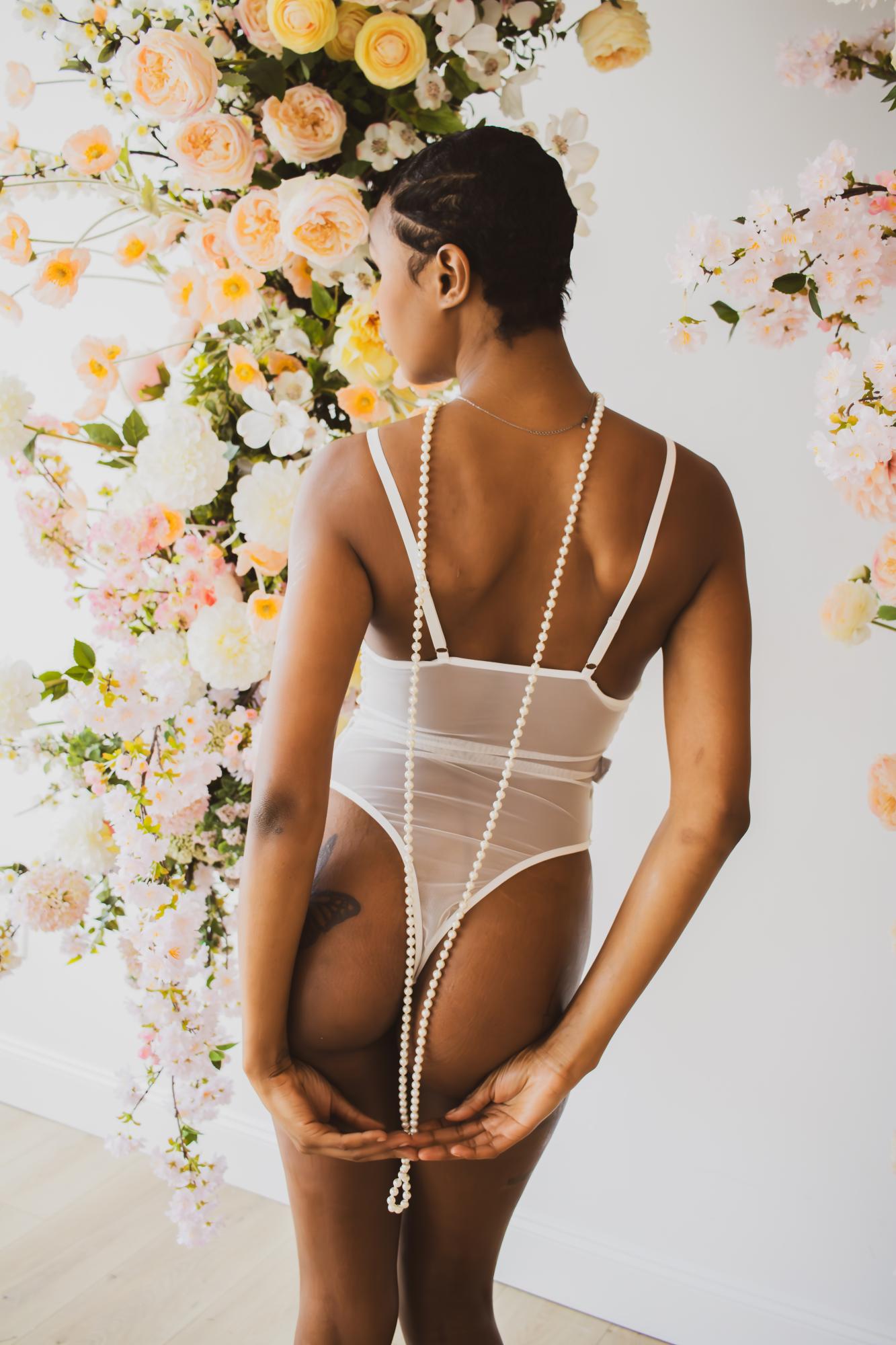 Among The Blooms - Ellie Myers | Ellie Photo Co. & Dariya Batey Image 2