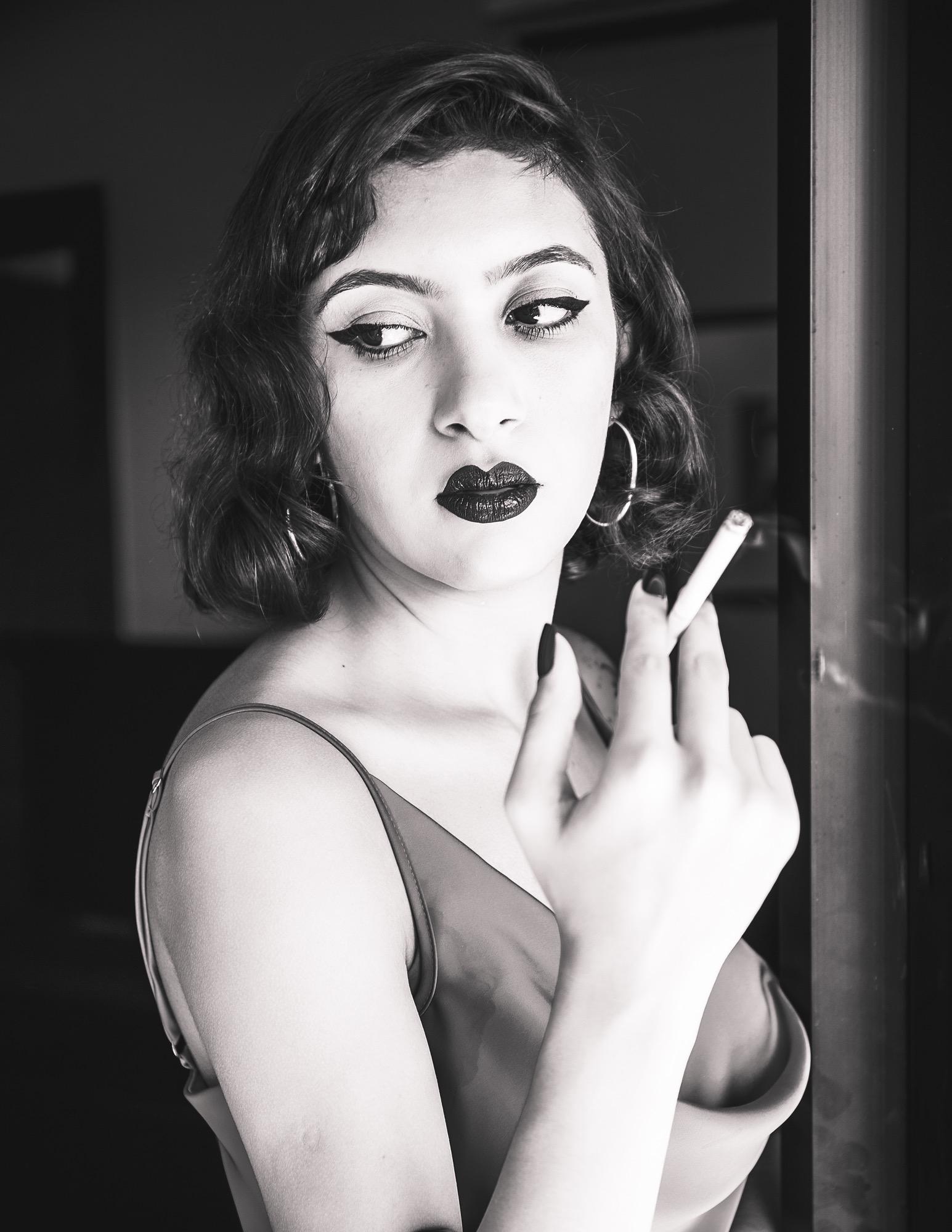 An Afternoon In The Hotel Room - Alexandre Langer & Lavínia Image 1