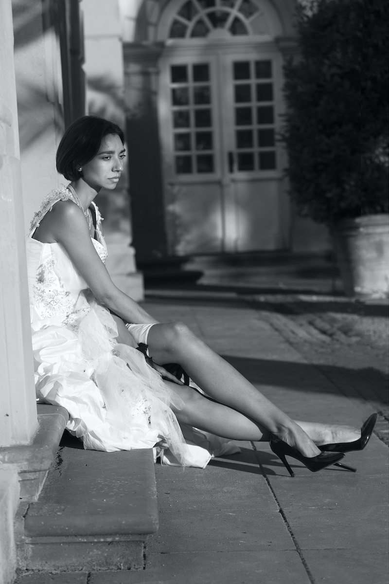 An Early Bird at Castle Wiesbaden-Biebrich - Irina & Olivier Springer Image 4