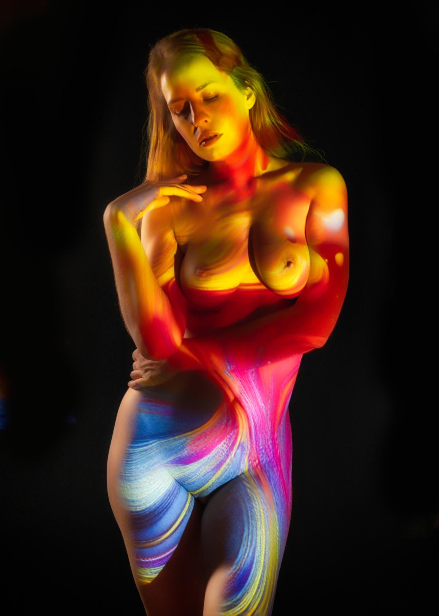 Anastasia, Danzando Con El Color - Mbaphotostudio & Anastasia Huskova Image 6