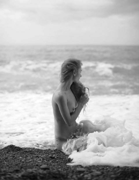 Anna Monroe & Nataly - Silence. Image 5