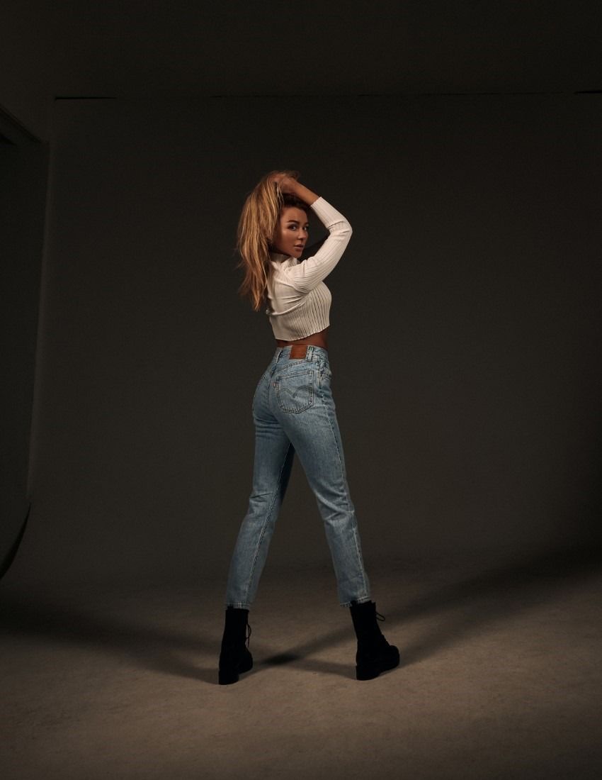 Anna's Secret - Anna & Olga Ormanci Image 7