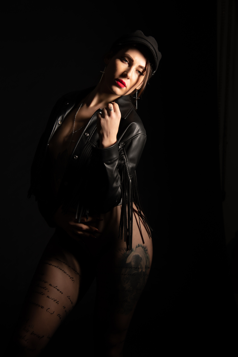 Asia & Mbaphotostudio Image 13