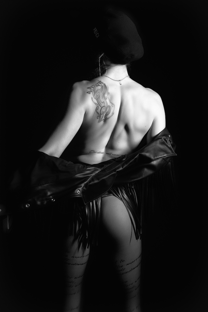 Asia & Mbaphotostudio Image 14