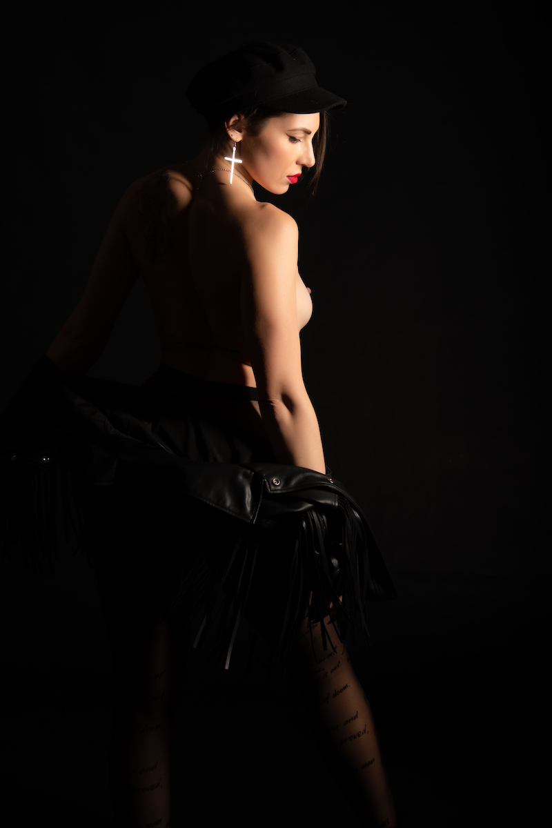 Asia & Mbaphotostudio Image 17
