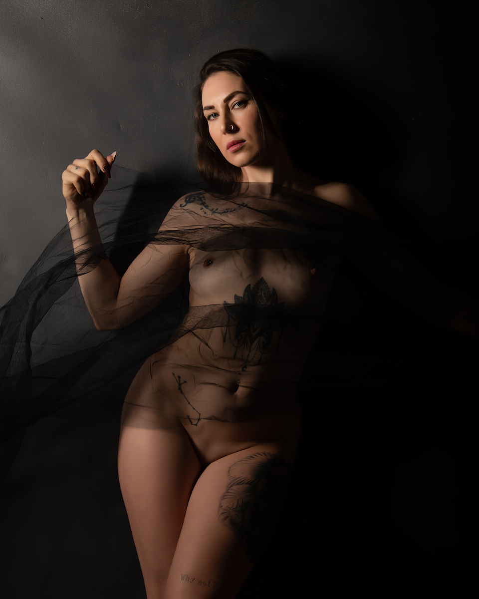 Asia & Mbaphotostudio Image 25