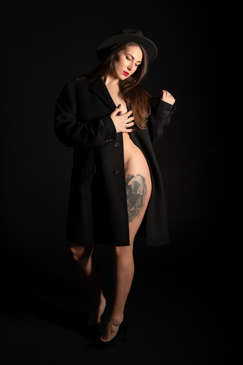 Asia & Mbaphotostudio Image 6