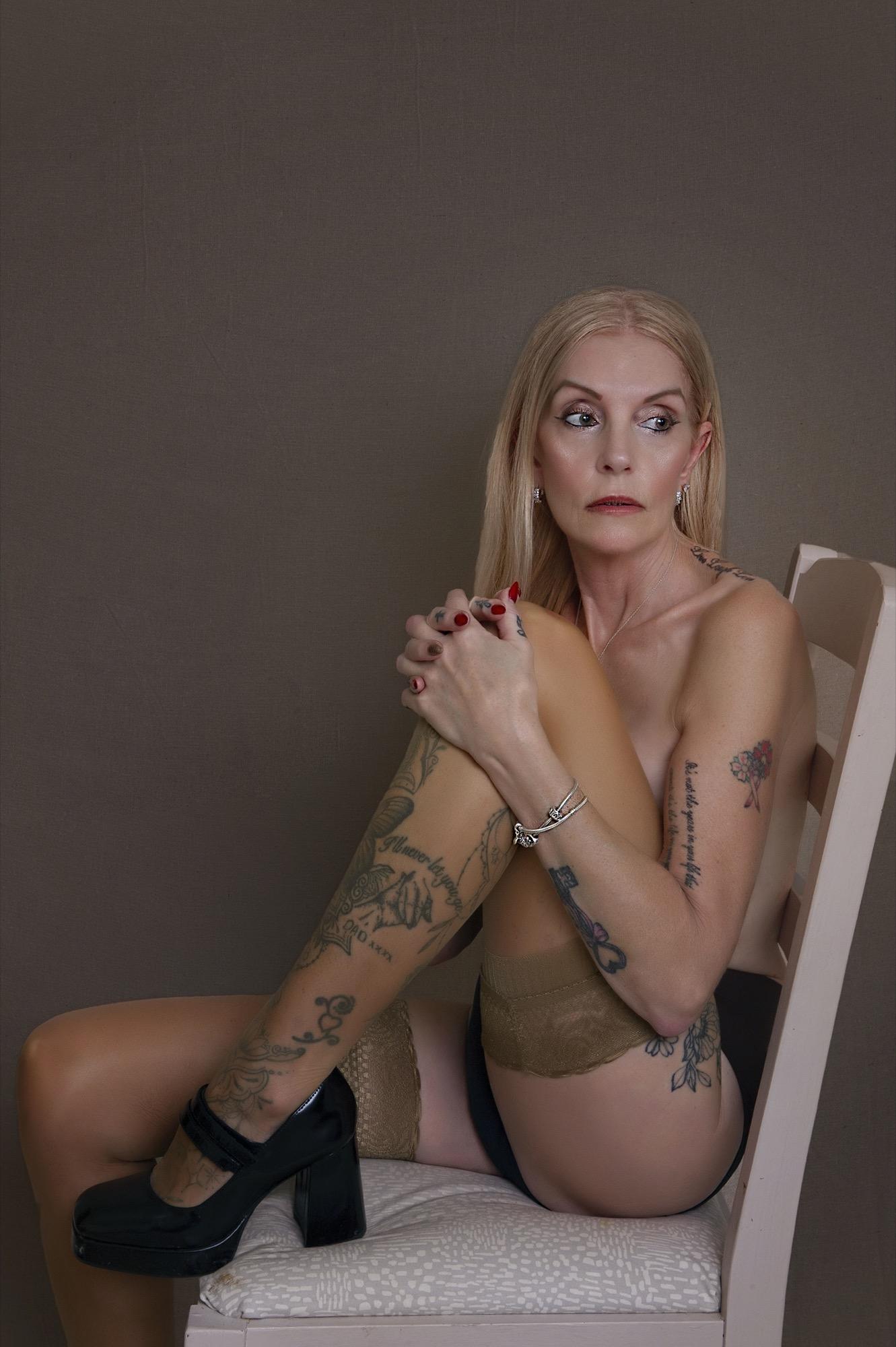 At Home With Mandy - Brian Lewicki & Mandy- Digital Creator Image 3