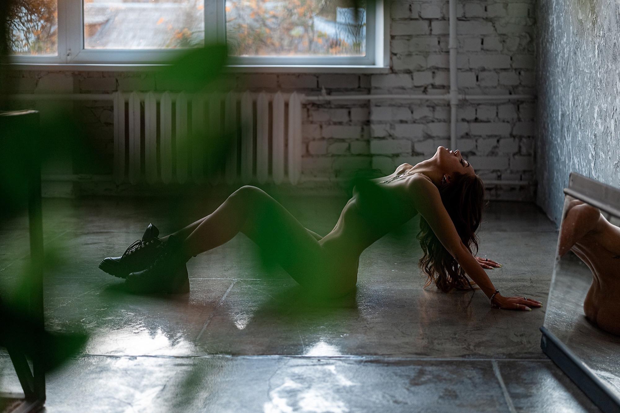 Beauty Laura - Pavel Ermakov Image 2