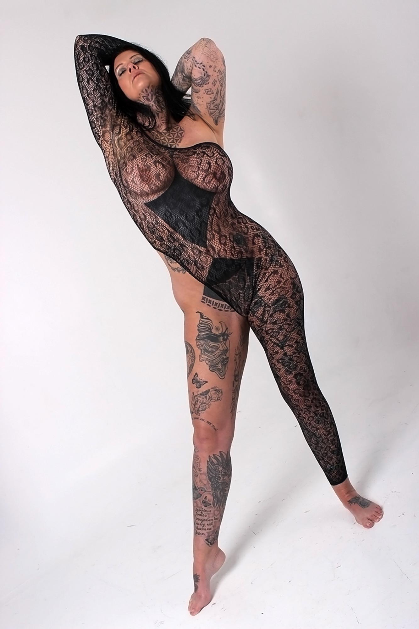 Black Lace Beauty - Andrew Callagan & Queenb19784 Image 2