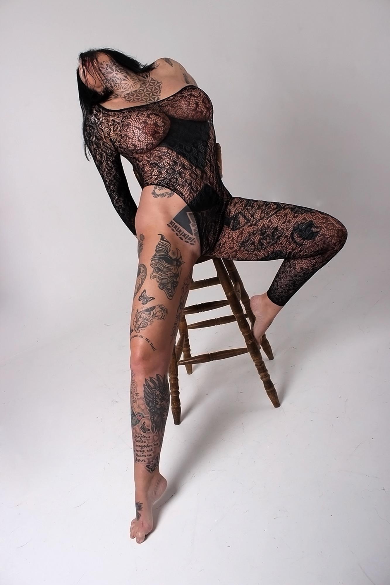 Black Lace Beauty - Andrew Callagan & Queenb19784 Image 6