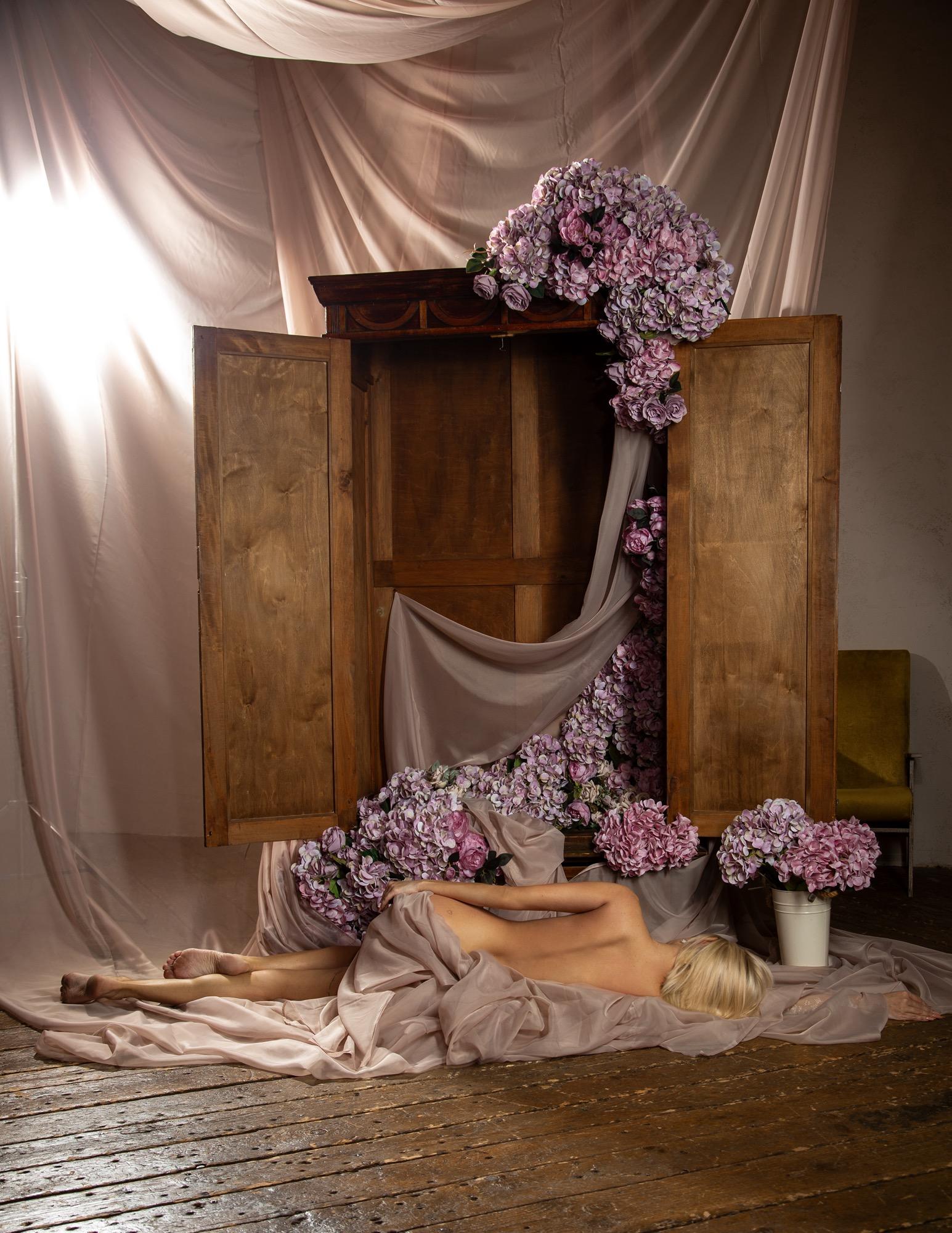 Bloom - Lysak Evgenija & Elena Denisova Image 5