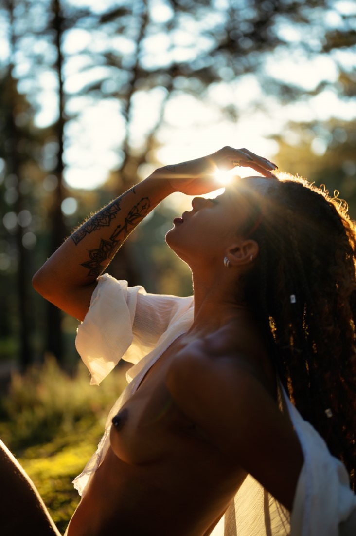 Boudoir In Nature - Shannoncristal & Adam Csomor Image 9