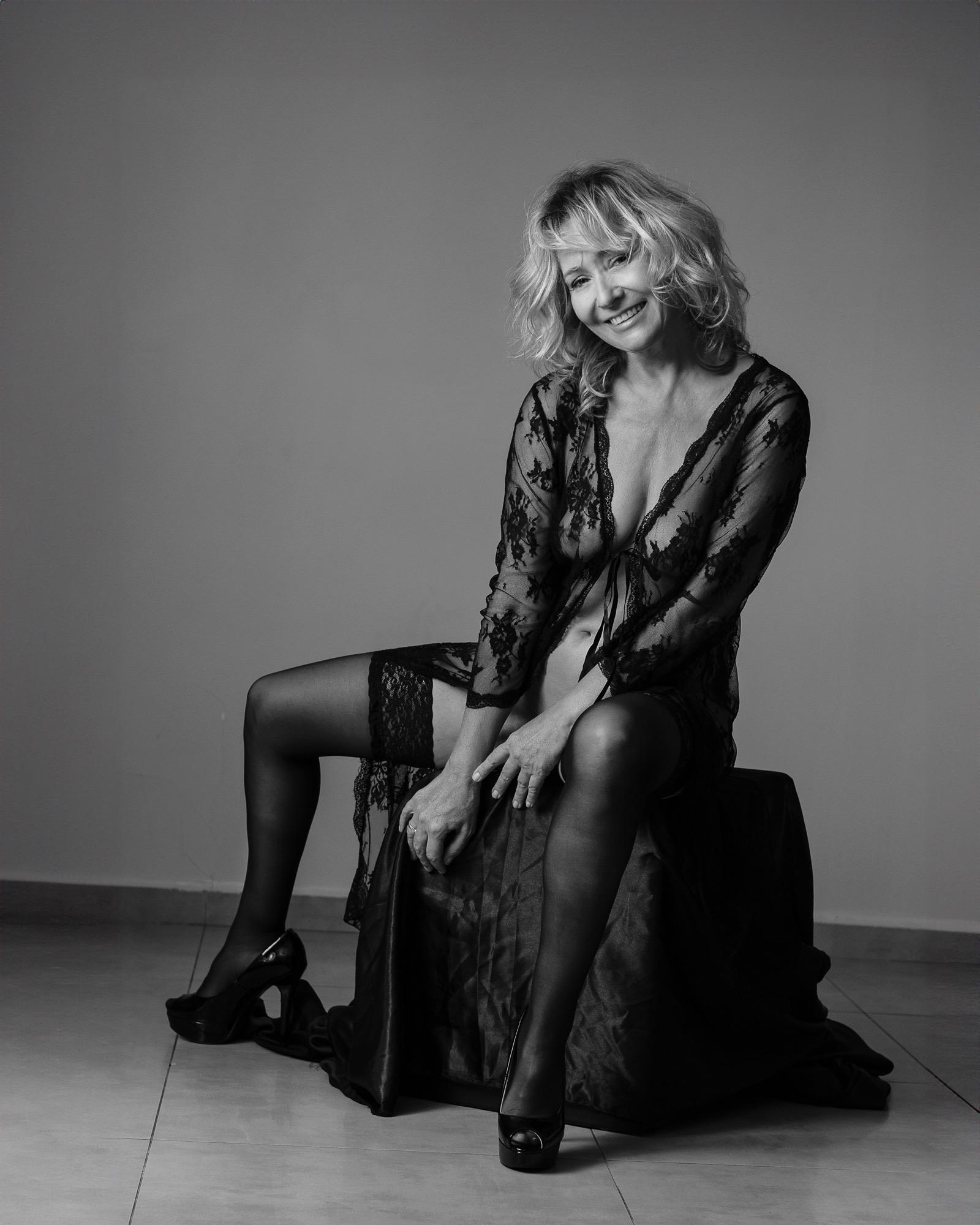 Bw Boudoir - Leib Photography & Musa Leib Image 4