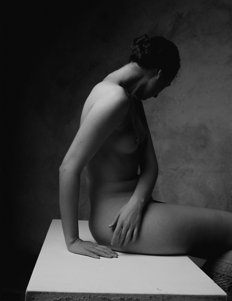 Classic NUDE - Marina Bogdanova & Misha Vakolyuk Image 4
