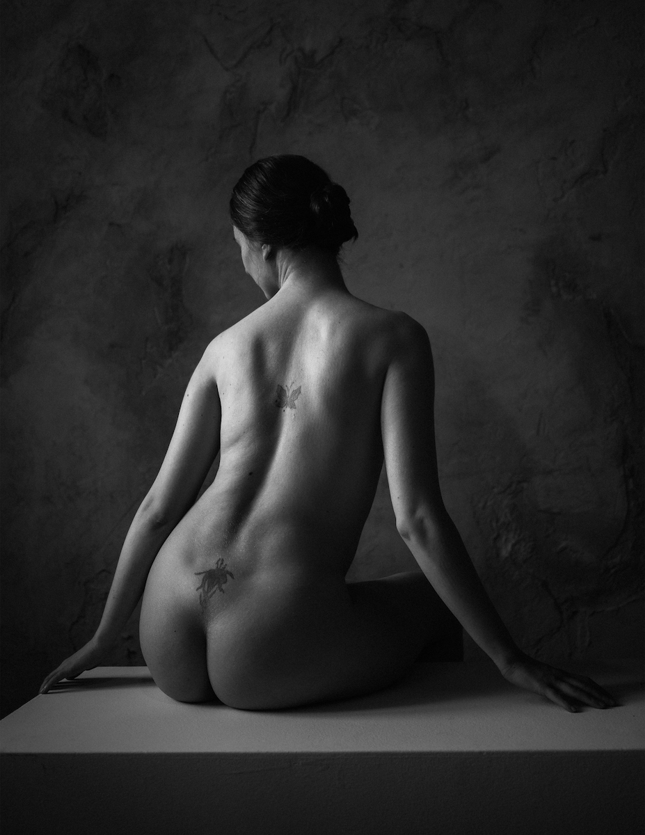Classic NUDE - Marina Bogdanova & Misha Vakolyuk Image 5