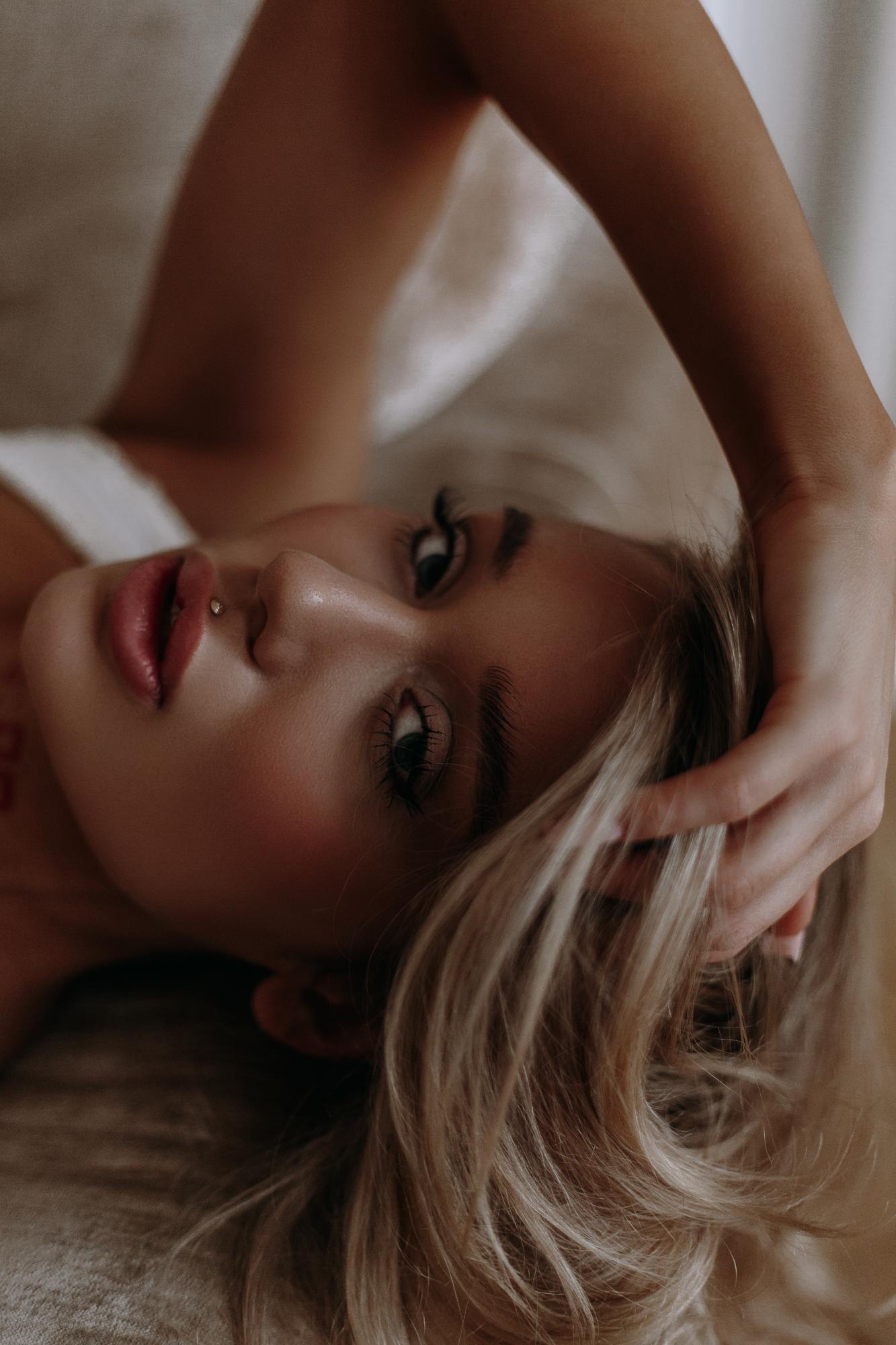 Close To You - Anastasia Parfenova & Julia Image 6