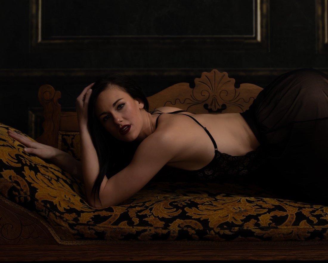 Confidence Is Romantic - Felicia Baumgart & Karly Walker Image 7