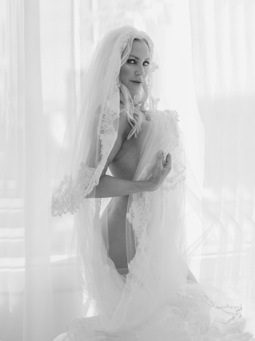 Diamonds On The Inside - Kelly Daymond & Analisa Corr Image 6