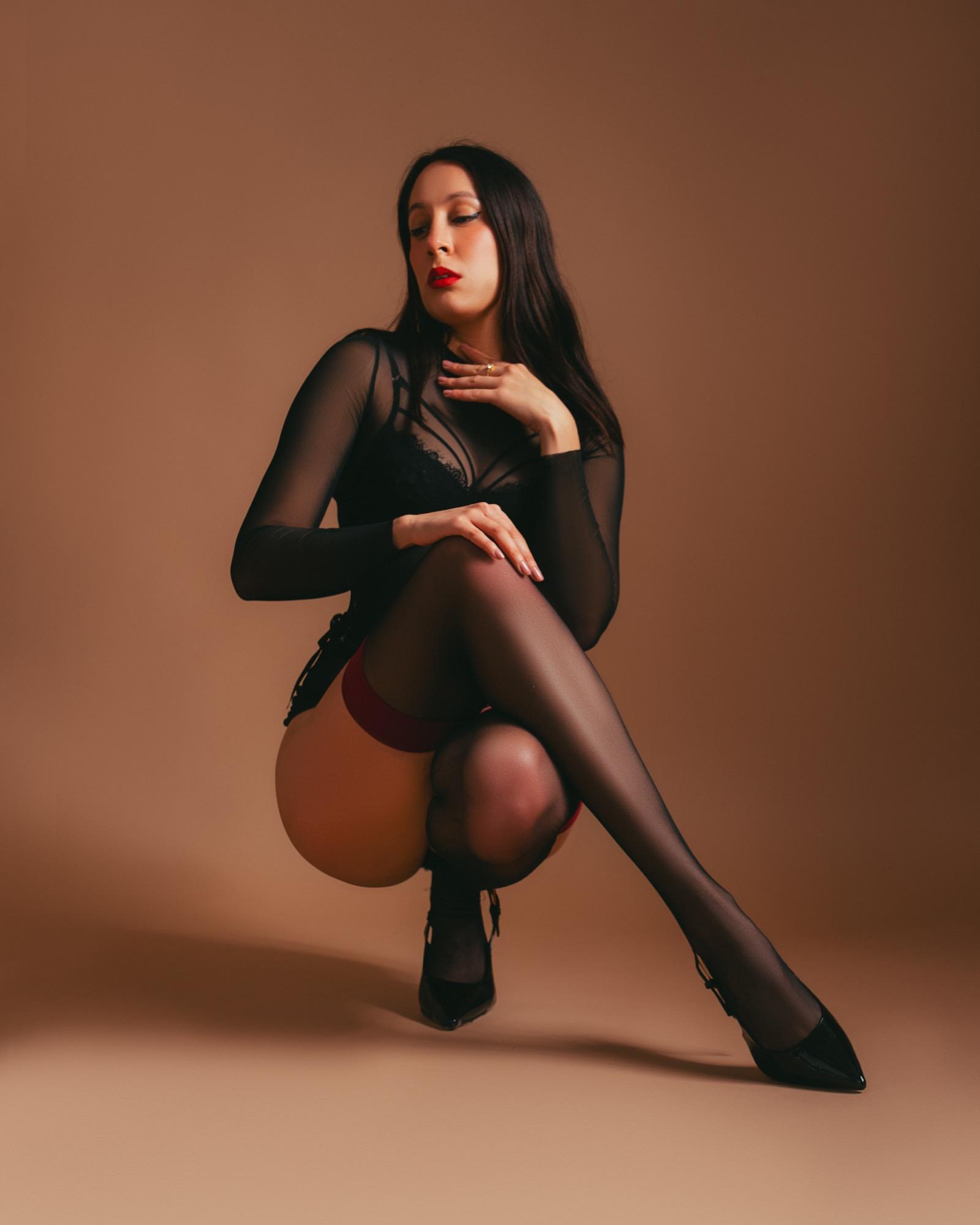 Diosa - Rhayo West & Toscano Lizett Image 6