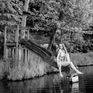 Dominika & Marysia - Krzysztof Niewiadomski