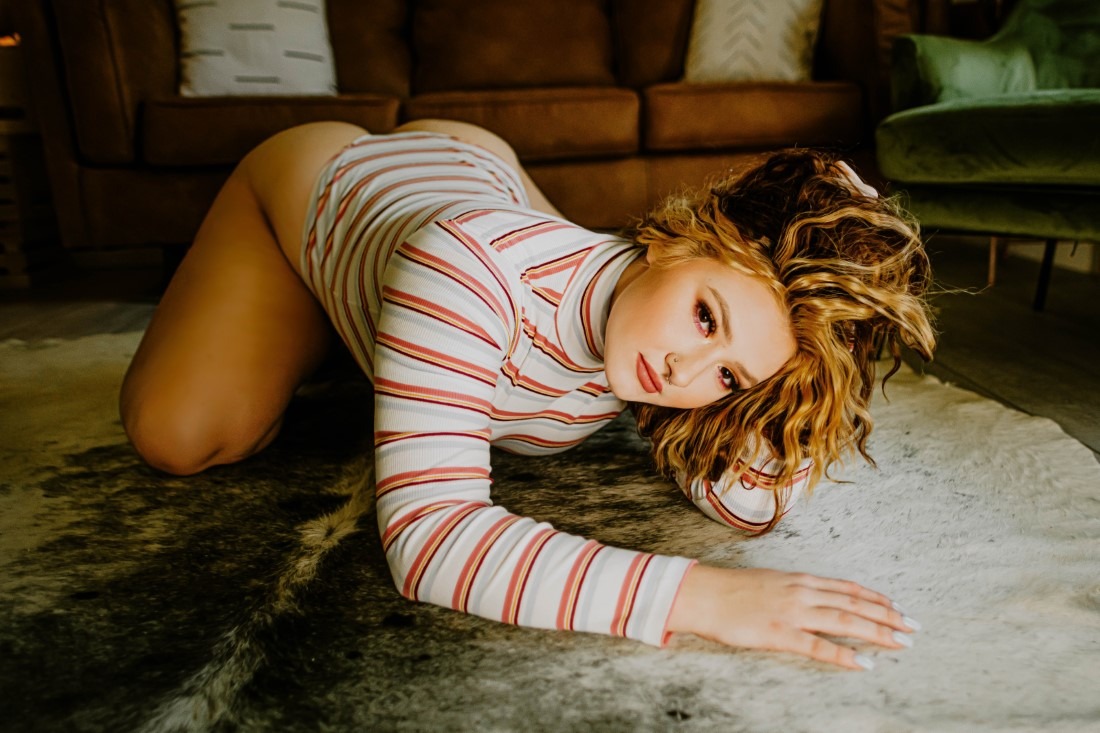 Elegant - Jayde Boudoir & Jessica Hodge Image 7