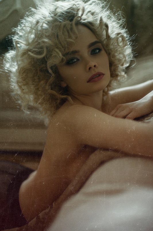 Elena Mak & Alina Larina - Soft Passion Image 19