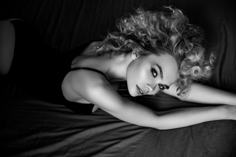 Elena Mak & Alina Larina - Soft Passion Image 4