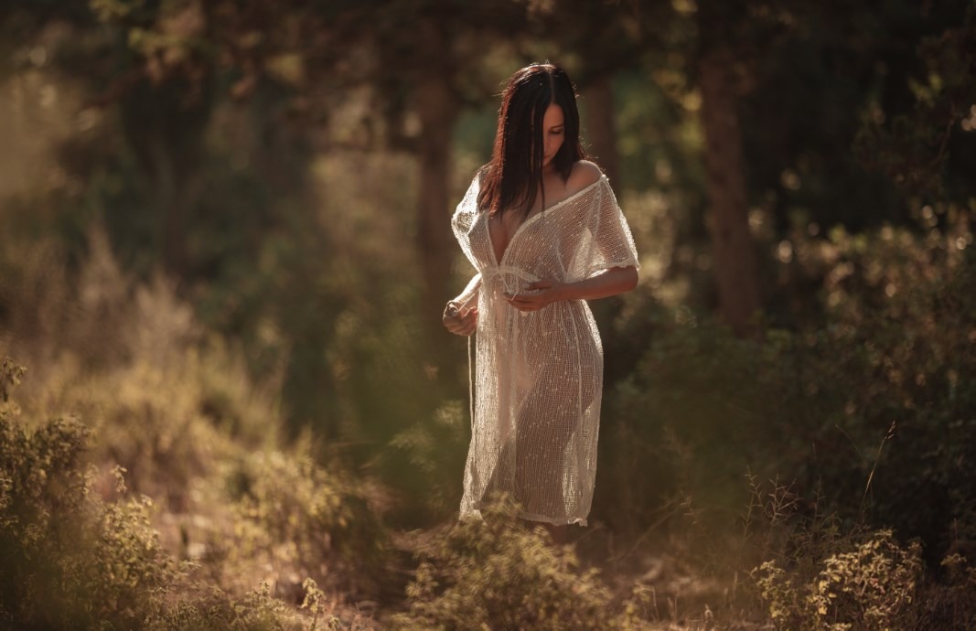 Evgeny Loza & Tatiana Petora - Tatiana Image 5