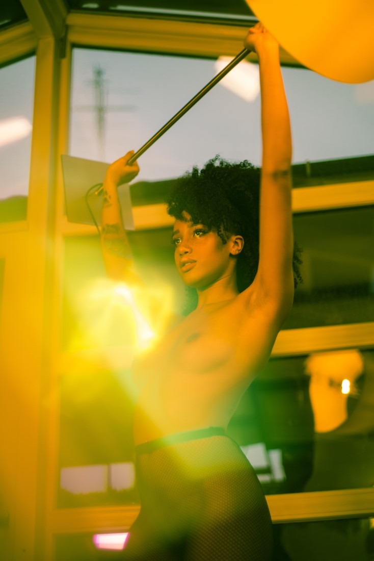 Exotic Girl - Erika & Federico Romero Image 4