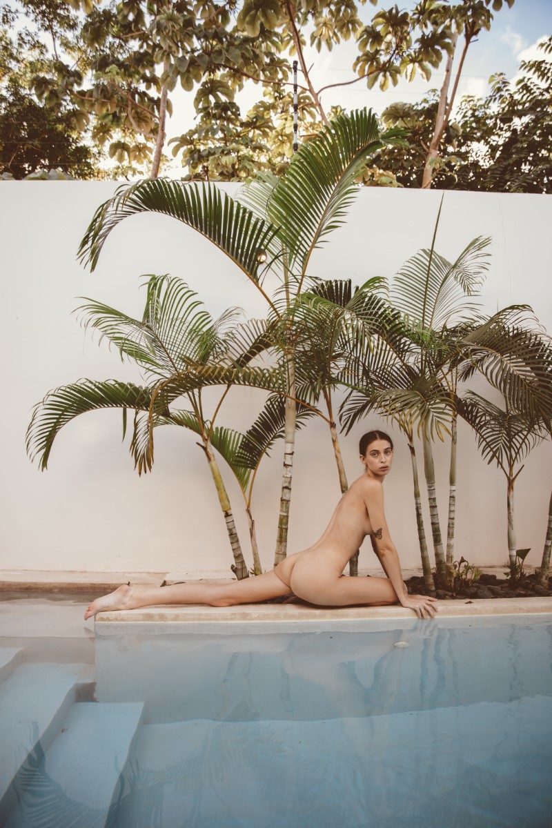 Follow That Dream - Lindsay Wallen & Elisa Valdes Image 4