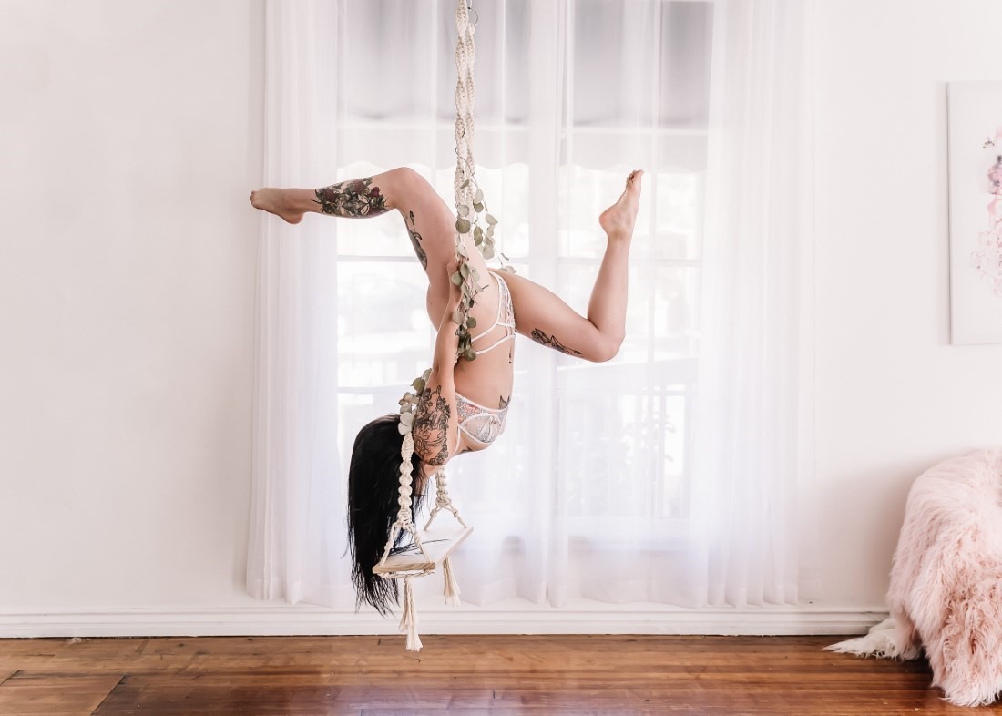 Free - Ashley Elaine & Sharla Ronée Image 8