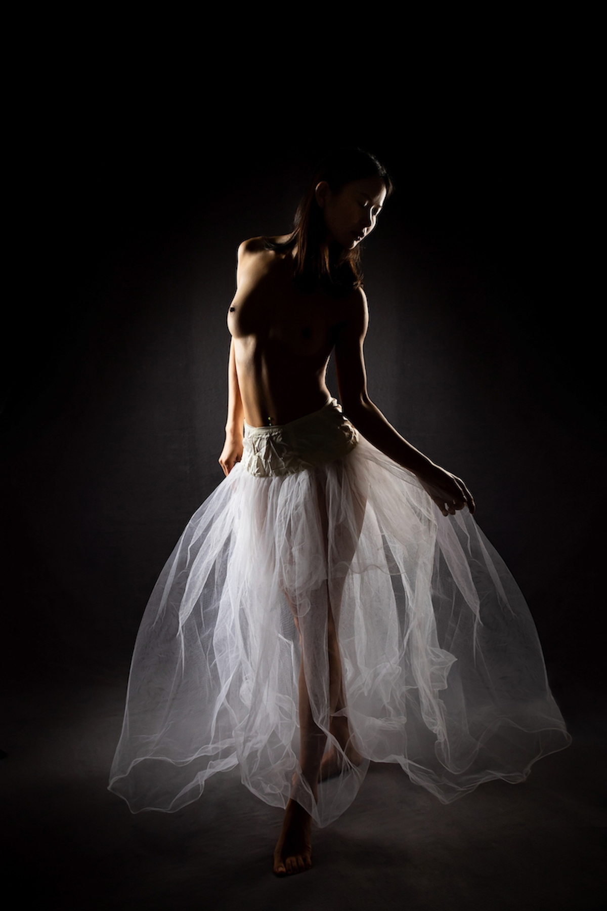 From the Orient with Love - Anna & Jorge Colvin Image 14