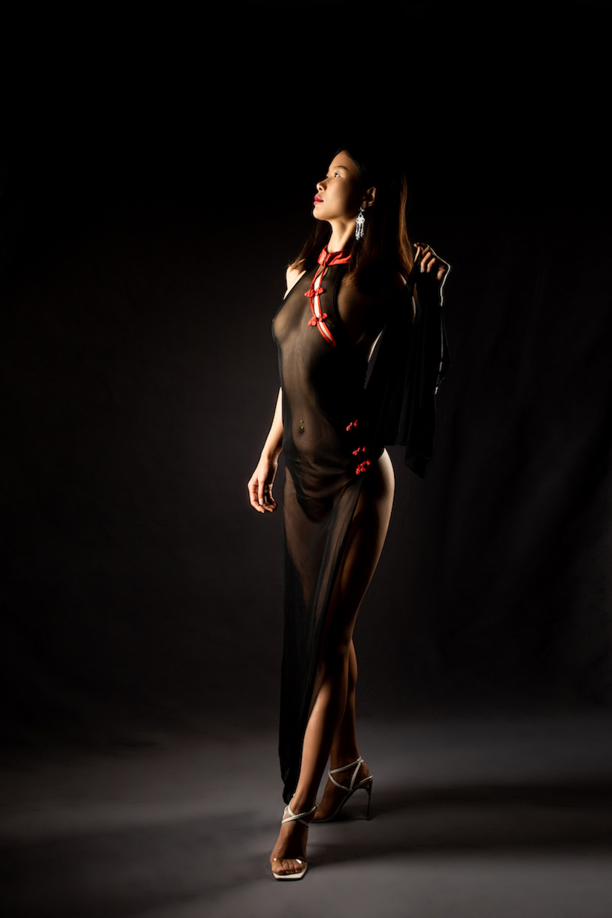 From the Orient with Love - Anna & Jorge Colvin Image 23