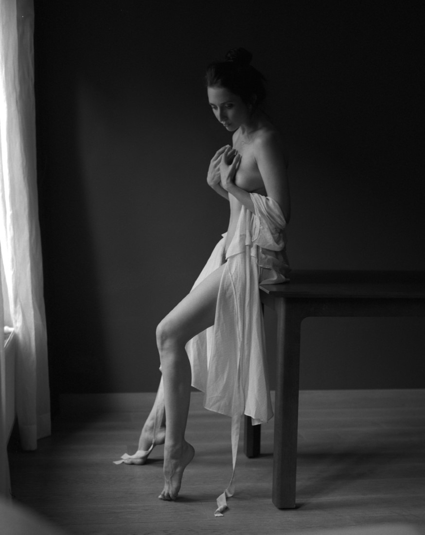 Game Of Shadows With Emma - Norbert Sokolowski Image 12
